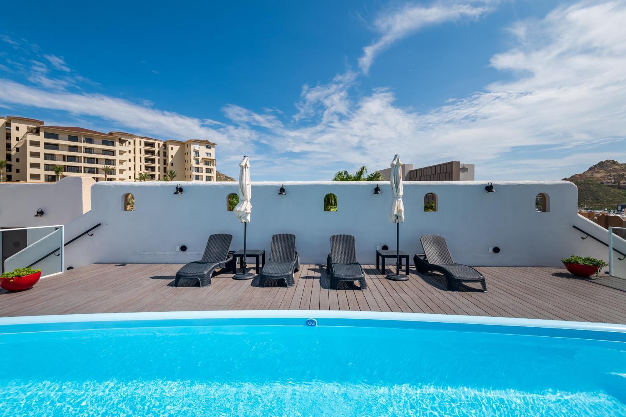Marina Cabo Plaza Town & Beach Condos Кабо-Сан-Лукас Экстерьер фото