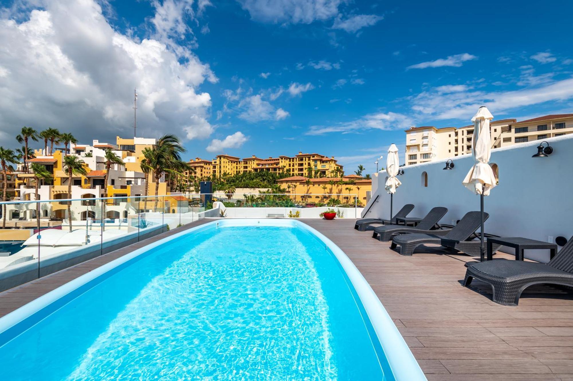 Marina Cabo Plaza Town & Beach Condos Кабо-Сан-Лукас Экстерьер фото
