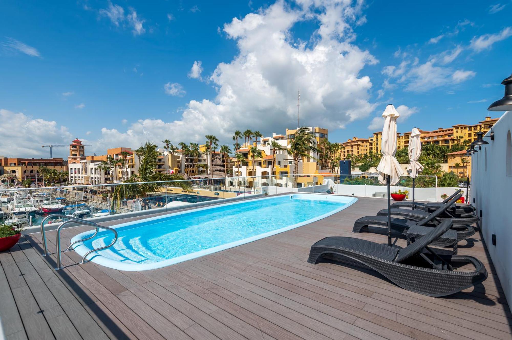 Marina Cabo Plaza Town & Beach Condos Кабо-Сан-Лукас Экстерьер фото