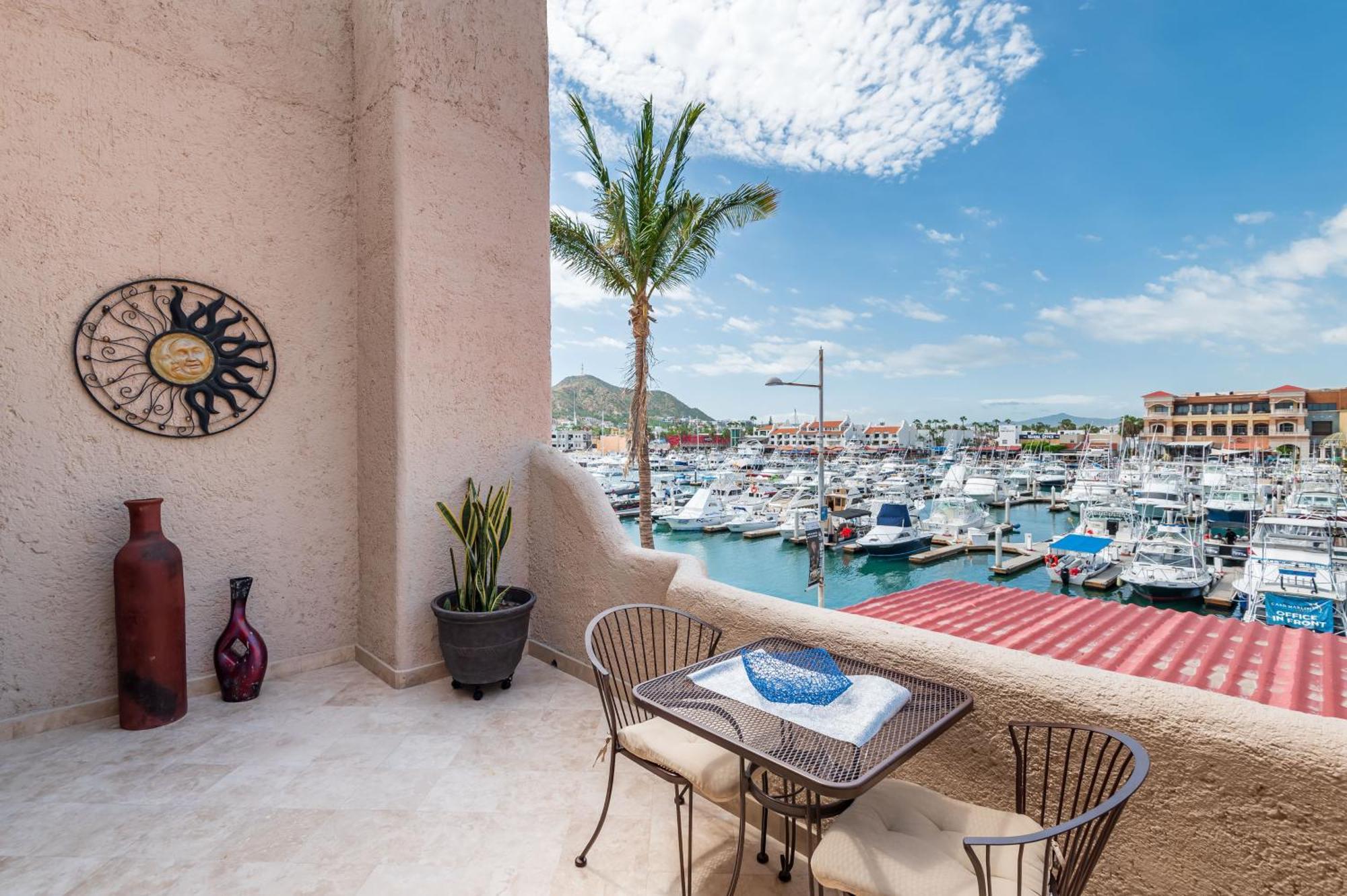 Marina Cabo Plaza Town & Beach Condos Кабо-Сан-Лукас Экстерьер фото