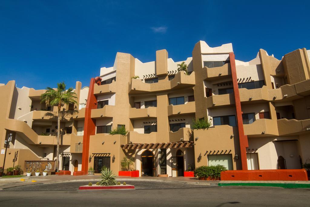 Marina Cabo Plaza Town & Beach Condos Кабо-Сан-Лукас Экстерьер фото